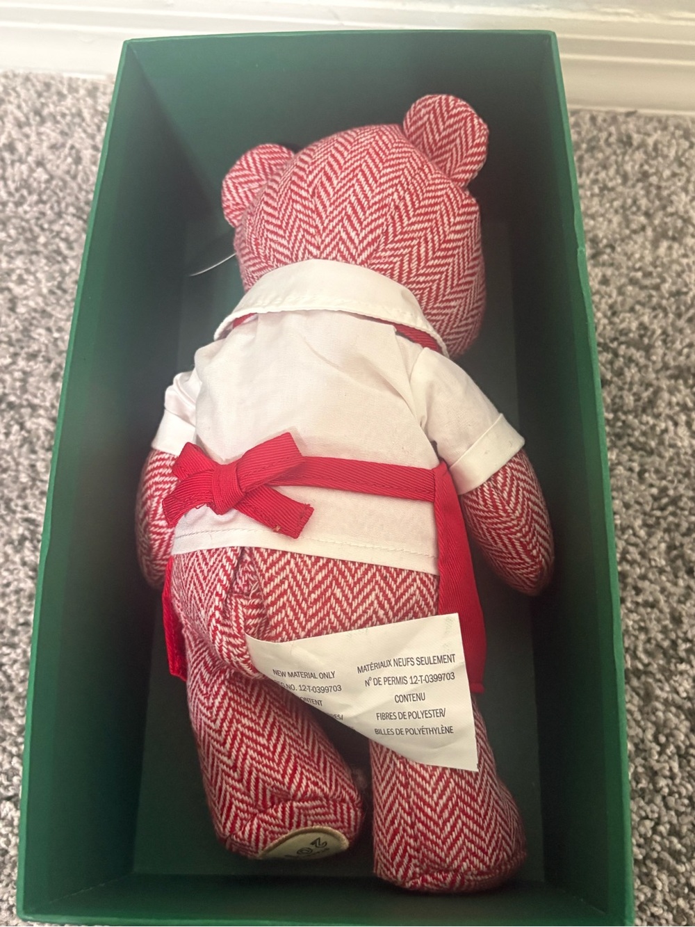 NWT Starbucks 2016 Red Holiday Apron Barista Girl Bear - Picture 8 of 8
